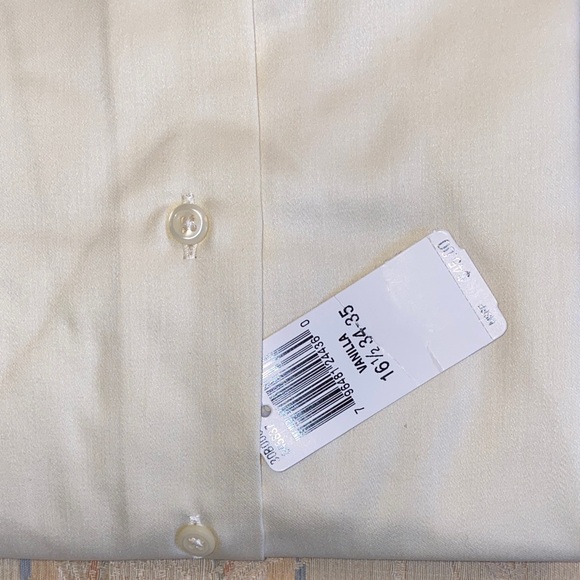 Geoffrey Beene Men's Cream Dress Shirt - Picture 2 of 3